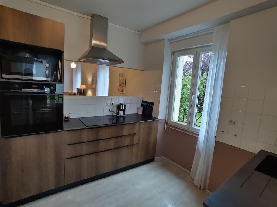 Grand Appartement Avec Jardin Bretenoux Exterior foto